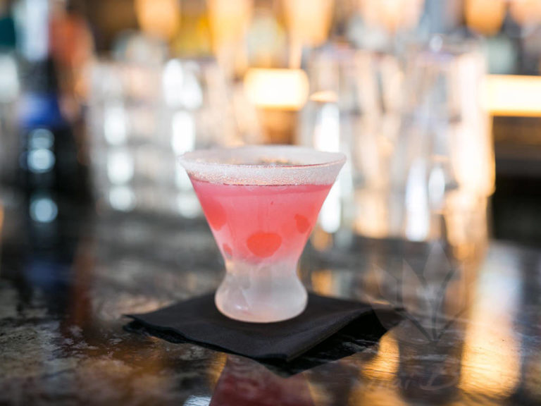 Raspberry Béret Thai Bloom!